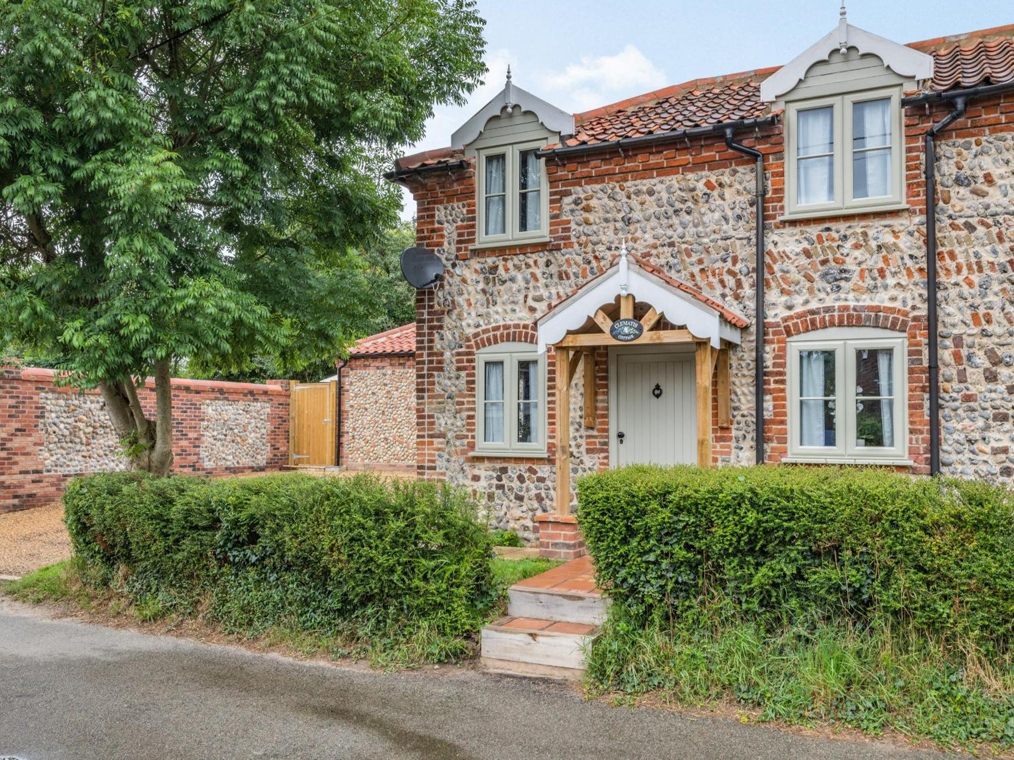 Clematis Cottage Thorpe Market Exterior photo